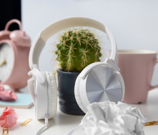 5 Must-Have Tech Gadgets to Upgrade Your Daily Life